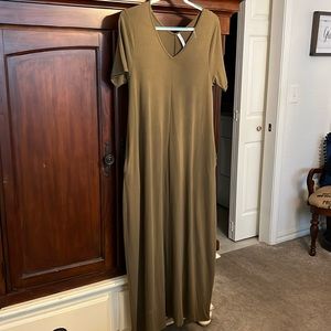 Large Zenana Maxi Dress with pockets new